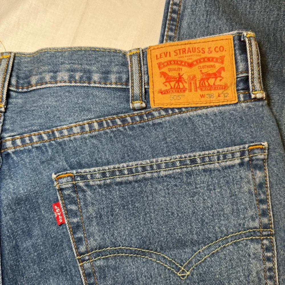 Levi's 505 Regular Fit Jeans Mens‎ 38x32 Blue Straight Leg Classic Denim
